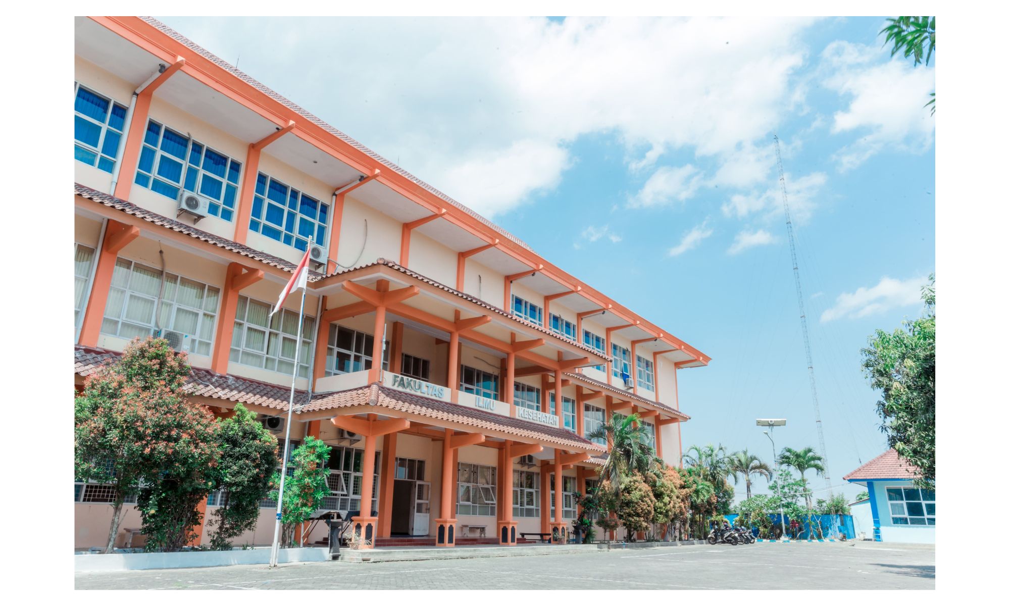 Cari kelas kuliah karyawan yang waktunya fleksible ya Universitas Kepanjen aja...
