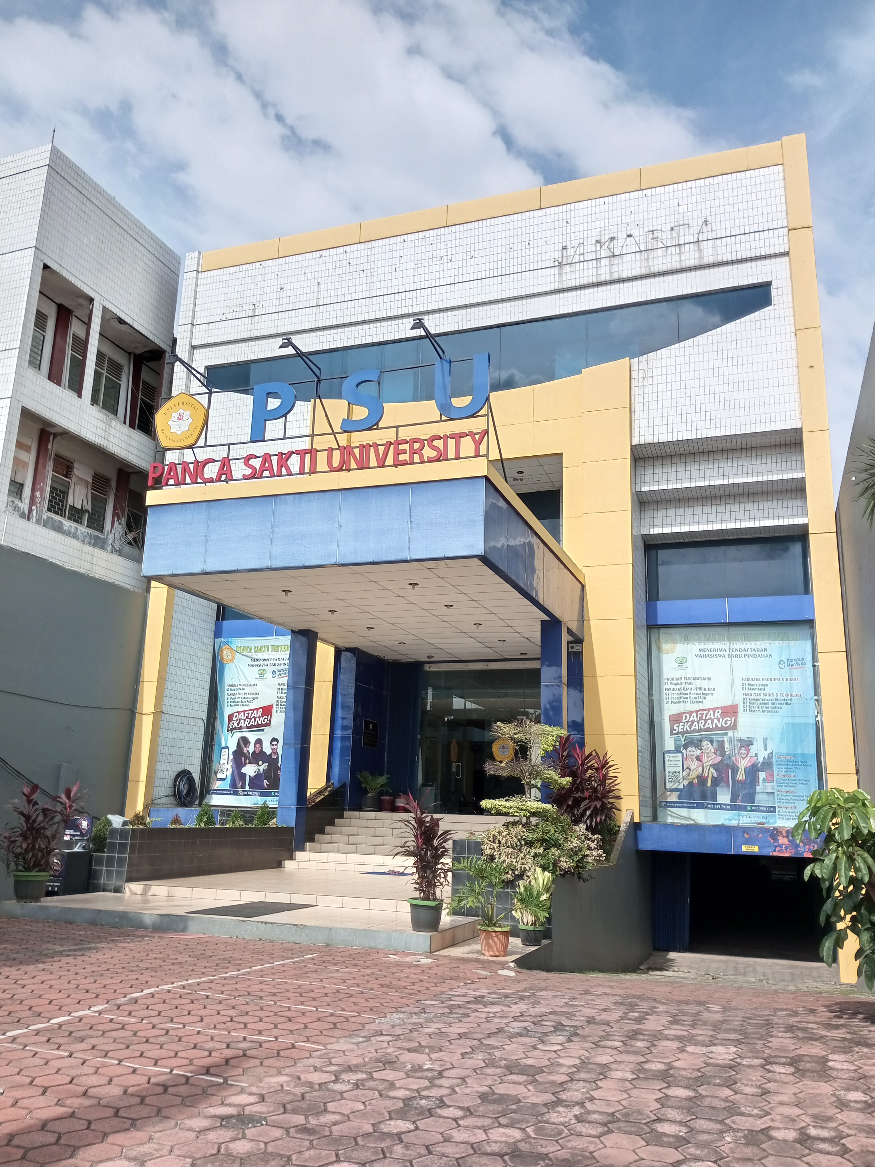 Kampus Kelas Karyawan Terjangkau Di Sekitaran Jakarta Timur