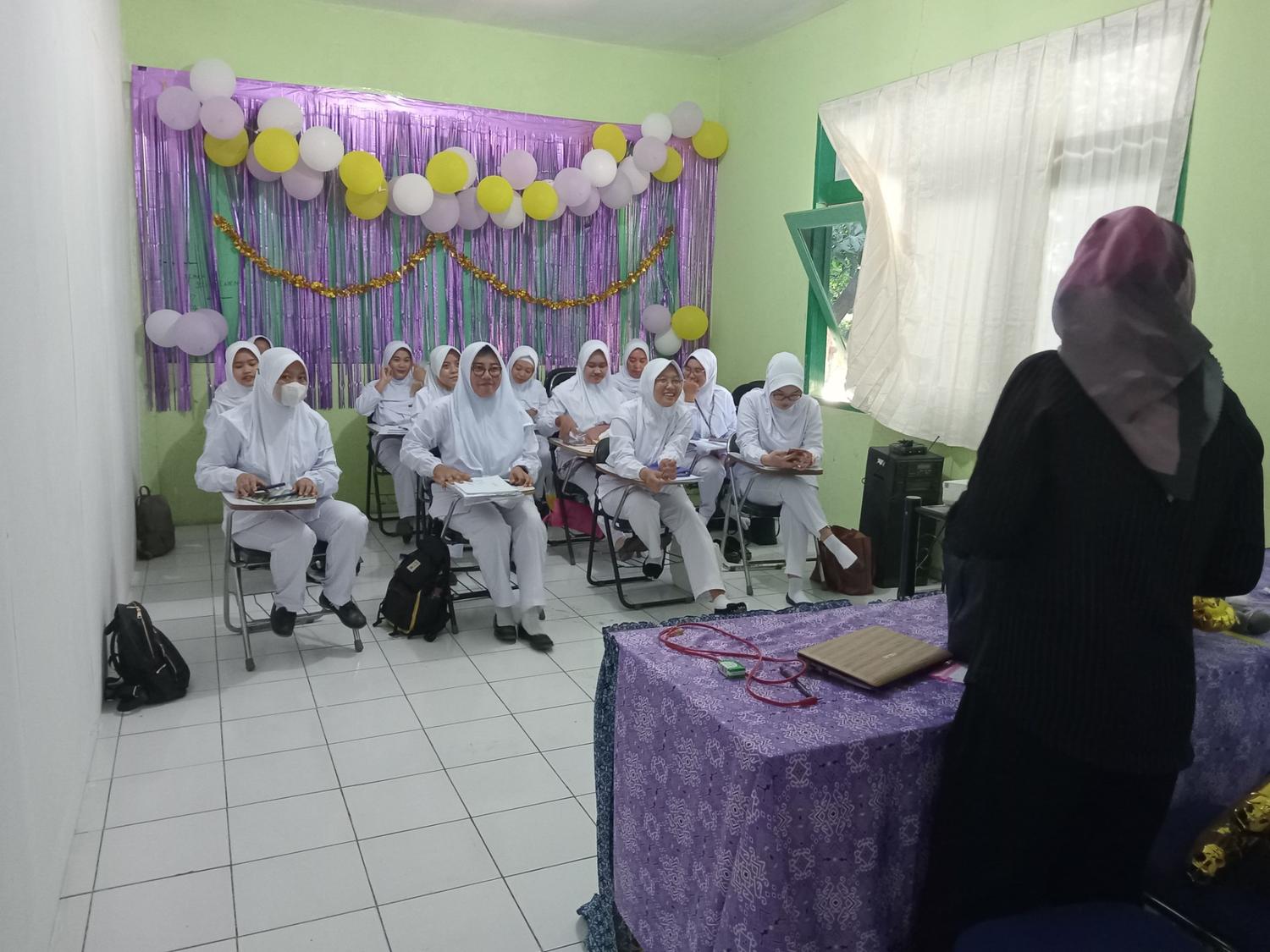 Keuntungan Kelas Reguler Akademi Kebidanan Isma Husada Cirebon