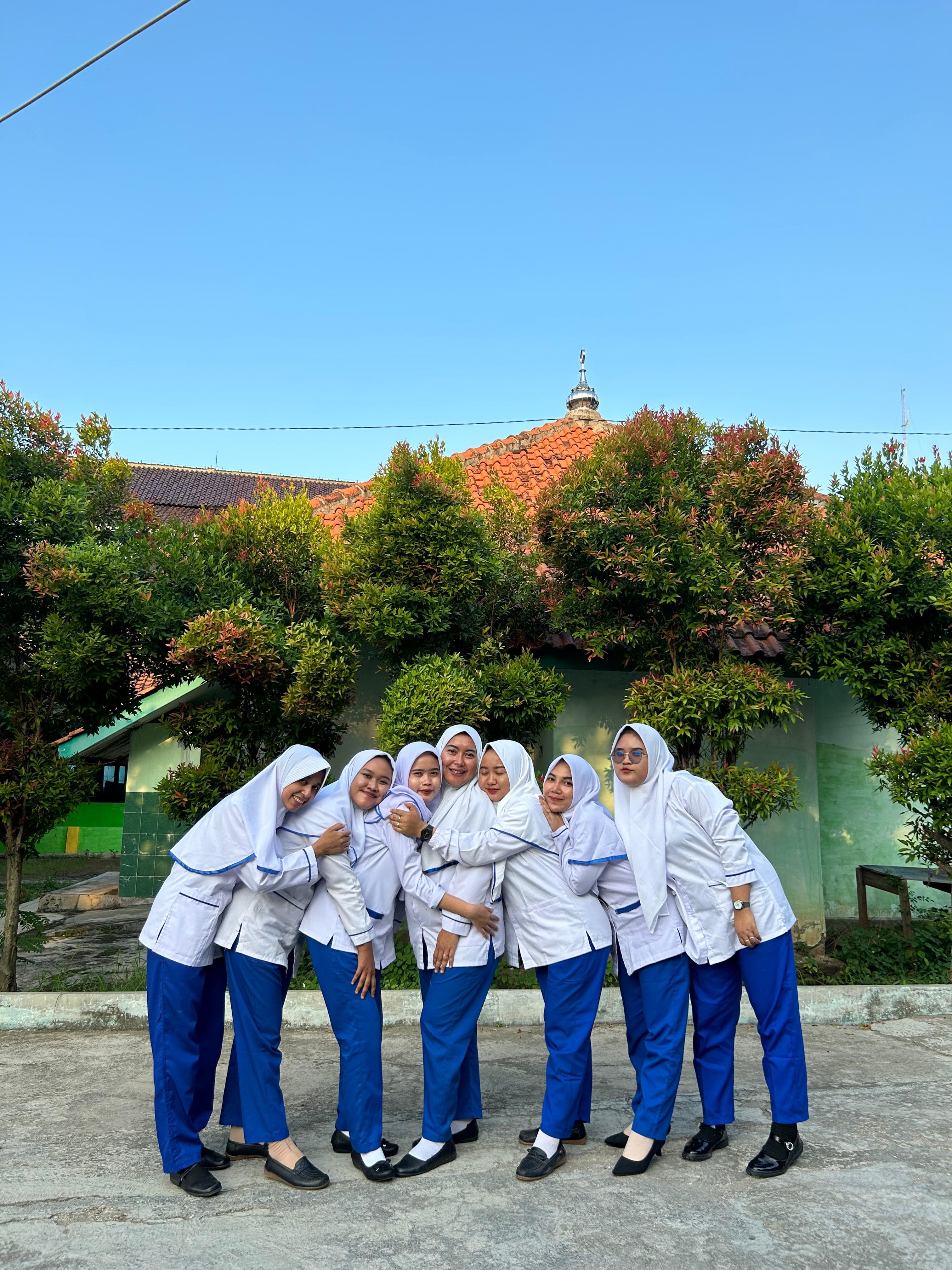 Kelas Reguler Pagi Akademi Kebidanan Isma Husada Cirebon