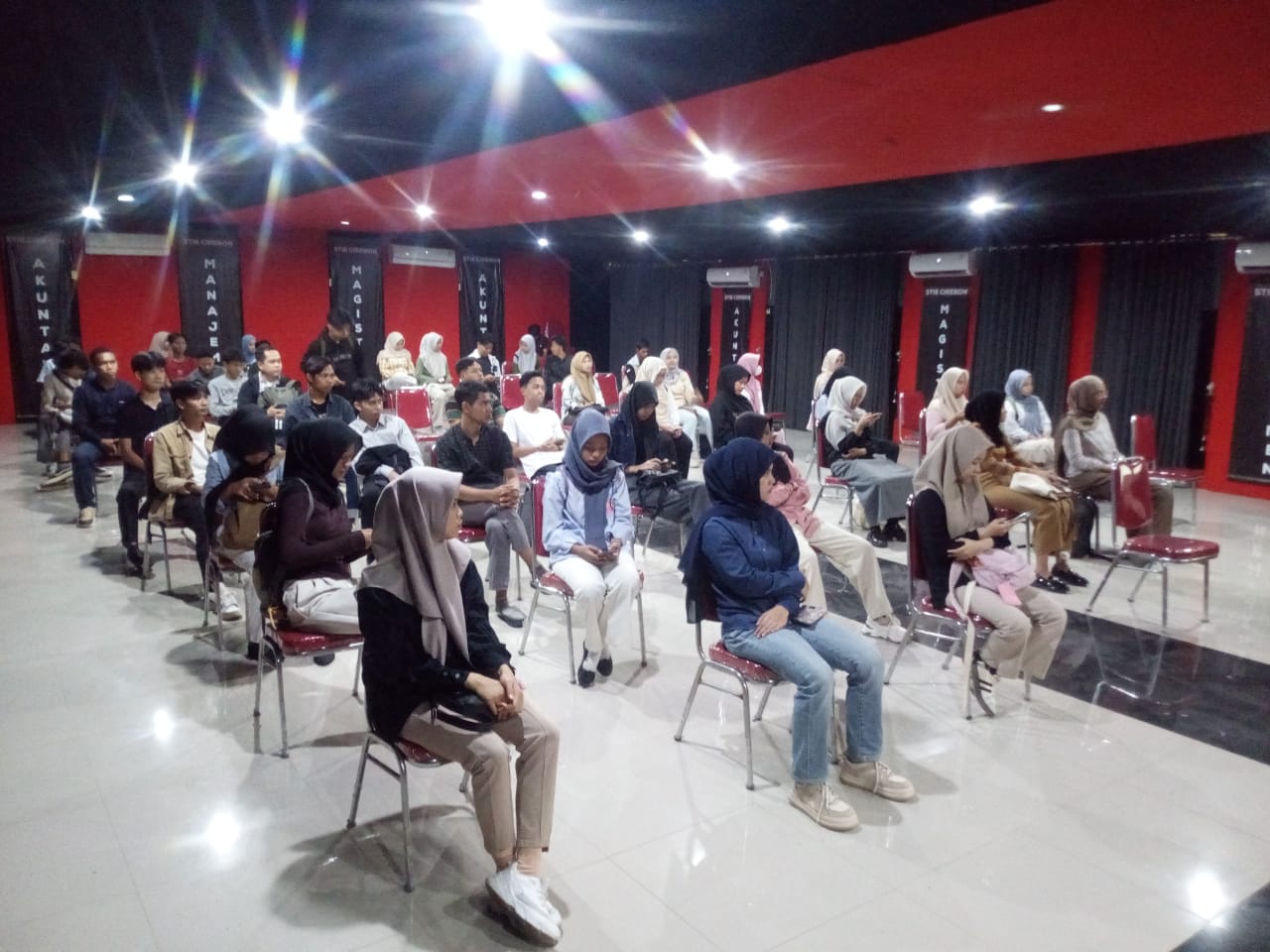 Kuliah Perdana STIE Cirebon