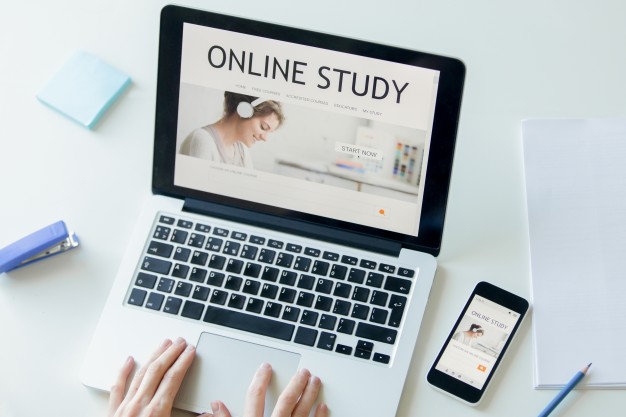 Kelebihan Kelas Online Kampus STTI NIIT 