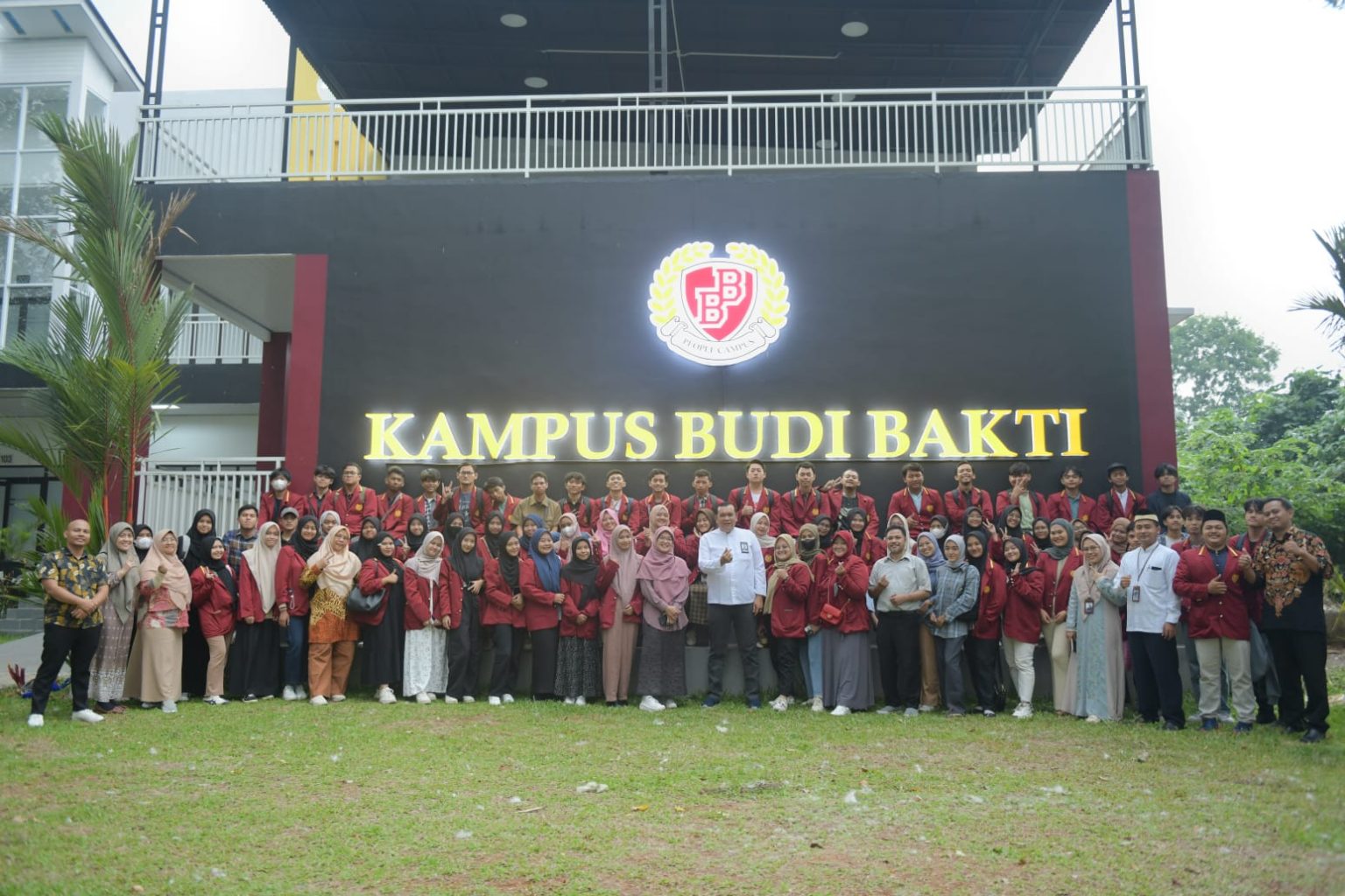 lokasi kampus Sekolah Tinggi Ilmu Manajemen Budi Bakti