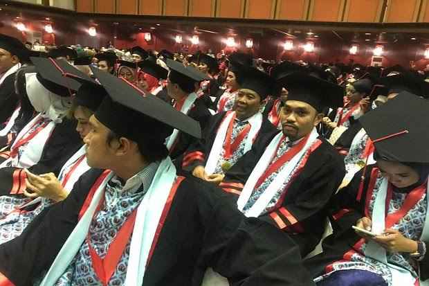 Kuliah Ilmu Komunikasi STIKOM InterStudi Sebagai Langkah Awal Menuju Karier Profesional