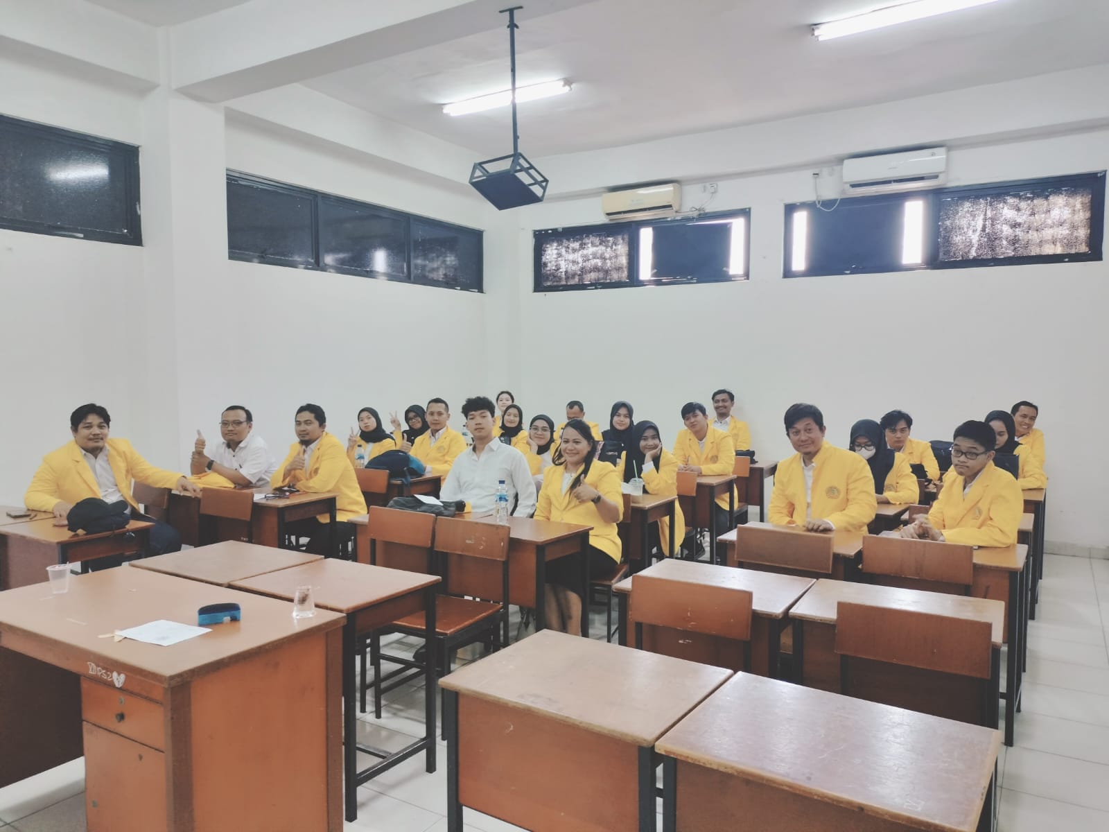 Program Kuliah Karyawan STIE BII Bekasi