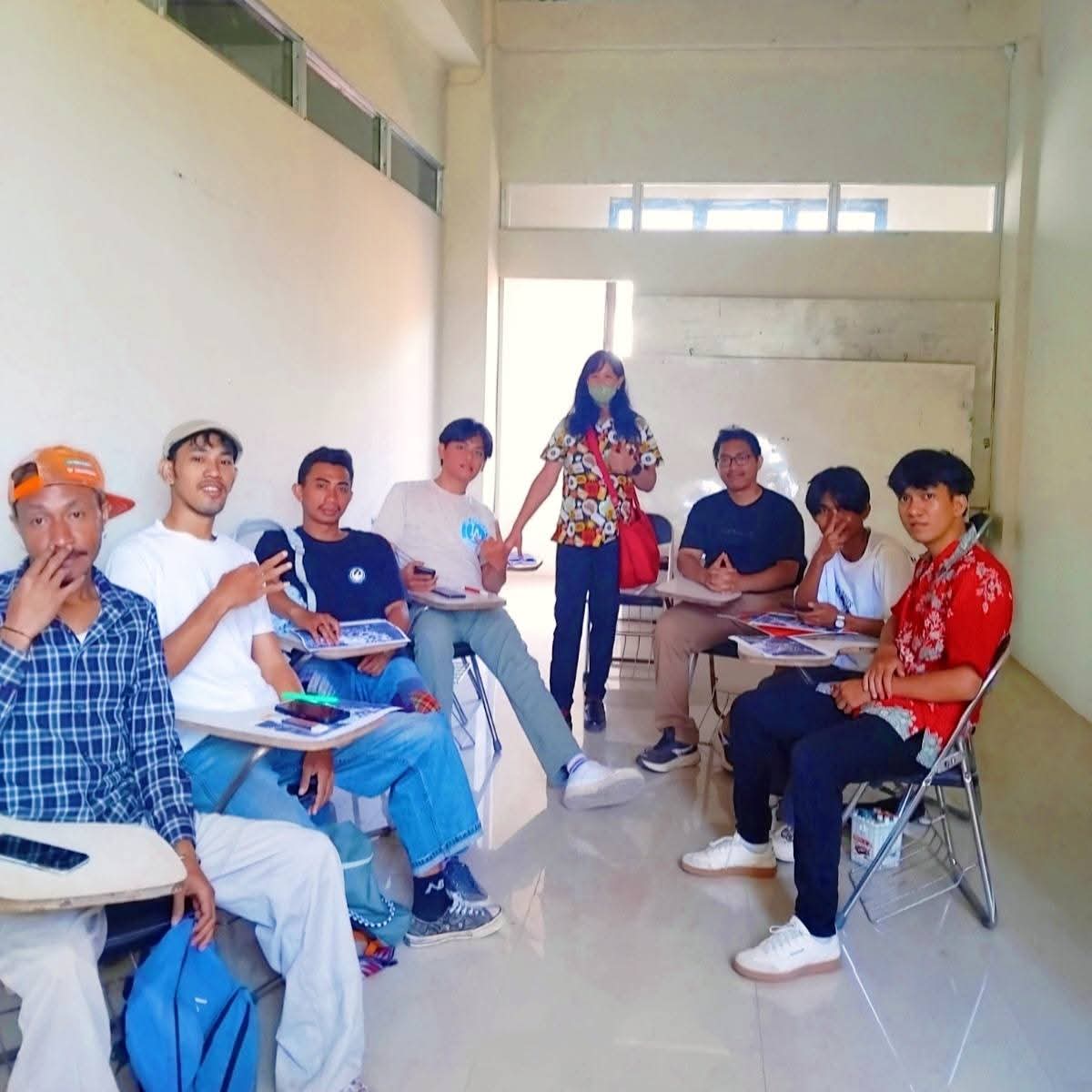 Mari bersama belajar di Universitas Nusantara Manado