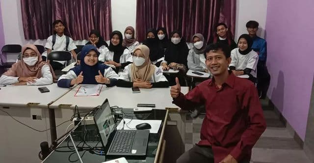 Pelaksanaan Kuliah di Politeknik Piksi Ganesha Indonesia Kebumen