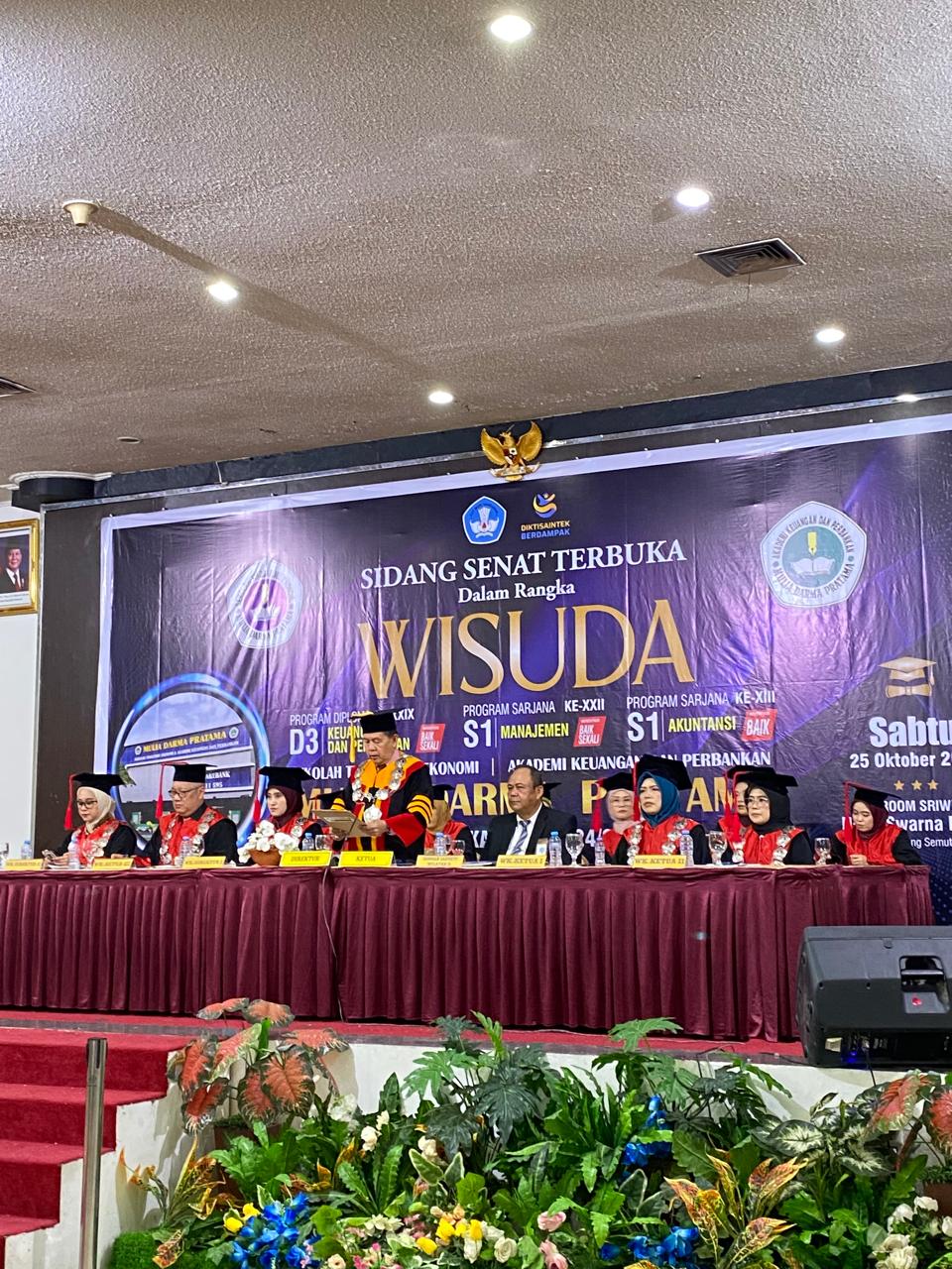 Sidang Senat Terbuka Wisuda Sarjana dan Diploma STIE-AKUBANK Mulia Darma Pratama