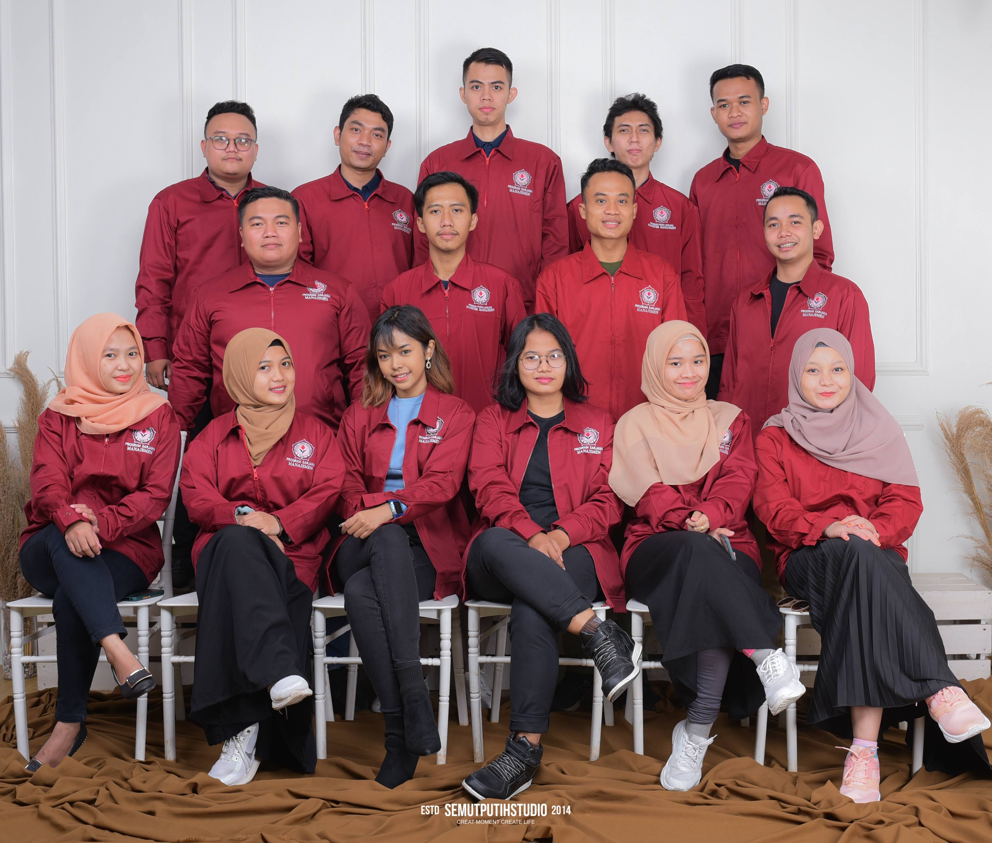 kampus manajemen termurah di pamulang
