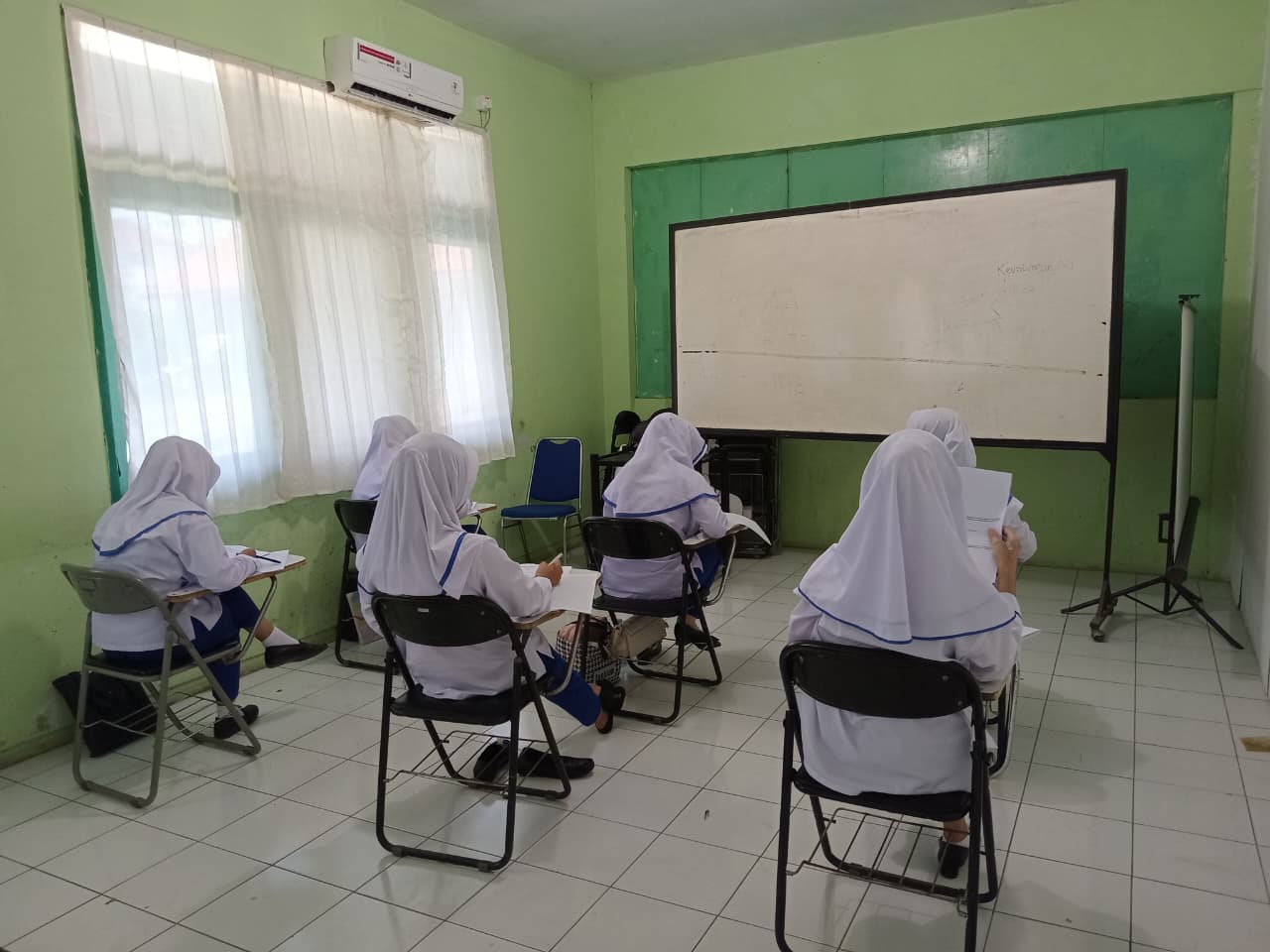 Kuliah Weekend Akademi Kebidanan Isma Husada Cirebon