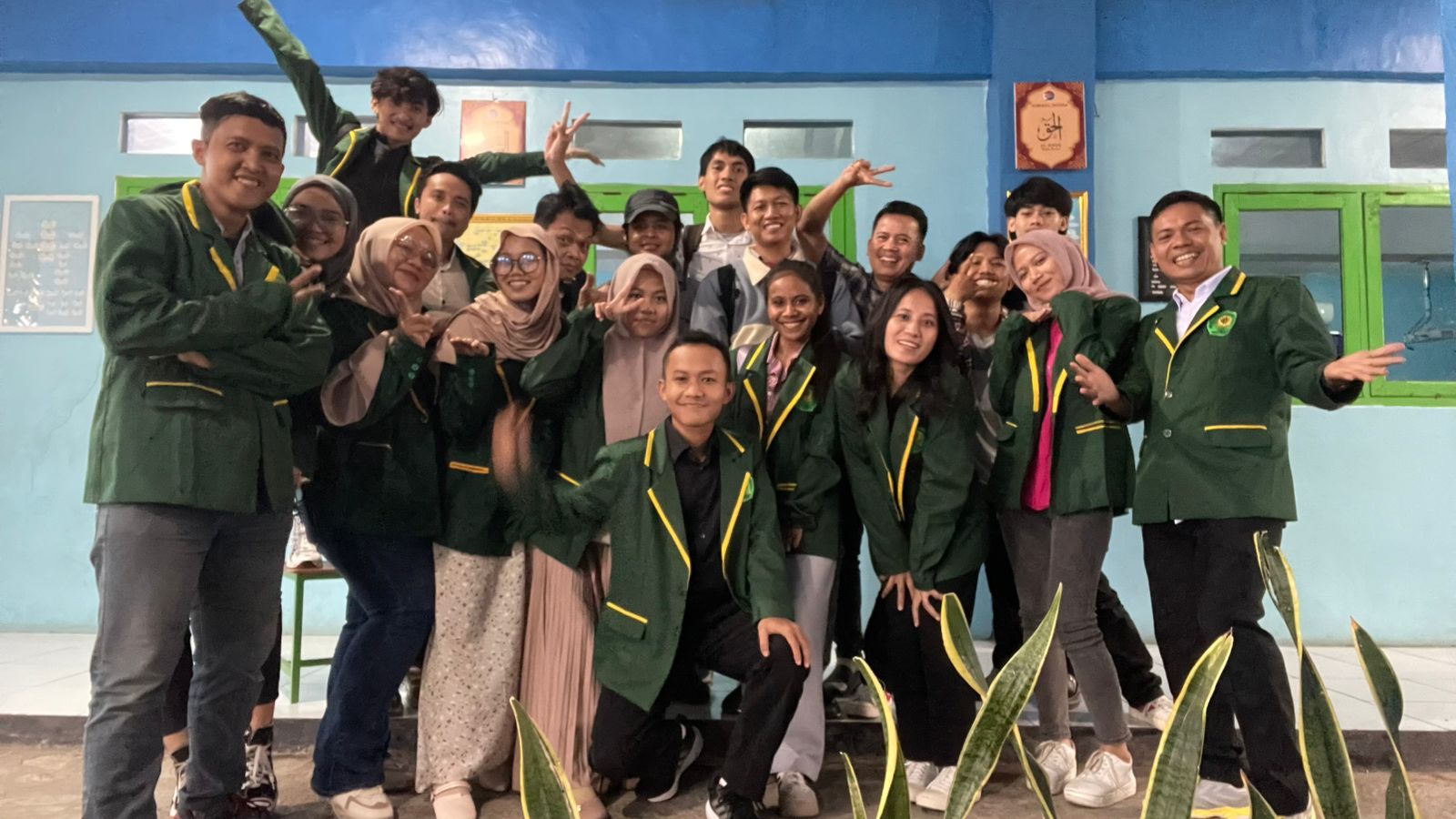 Kampus Favorit STES Bhakti Nugraha