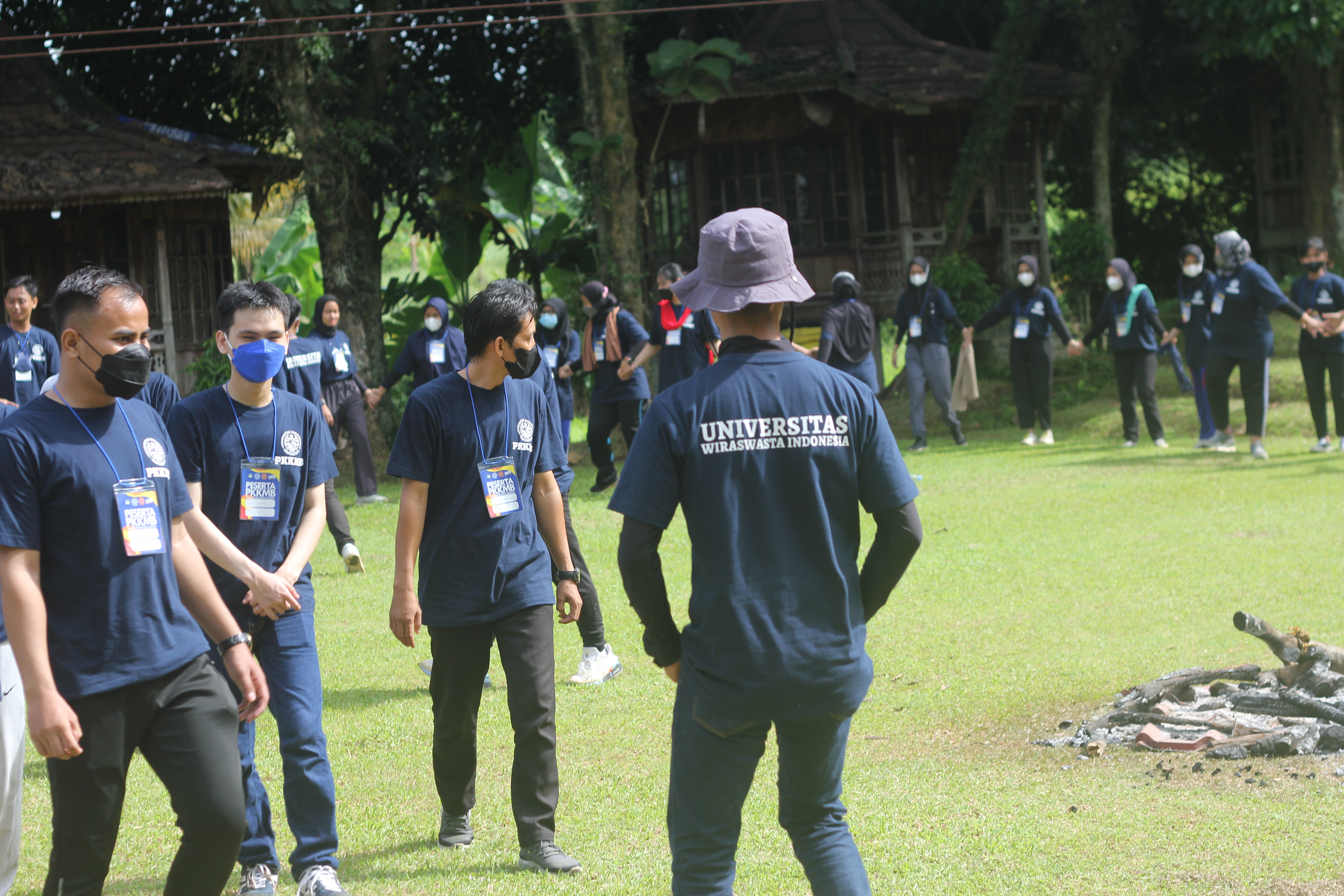 Kelas karyawan universitas wiraswasta Indonesia