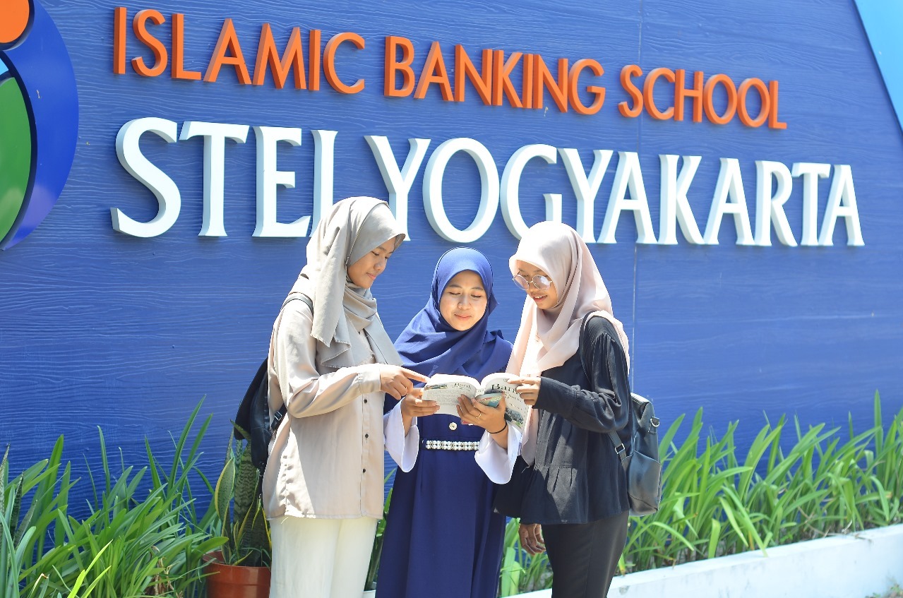 Prospek Kerja Jurusan S1 Perbankan Syariah STEI Yogyakarta Kampus Ternama Program RPL