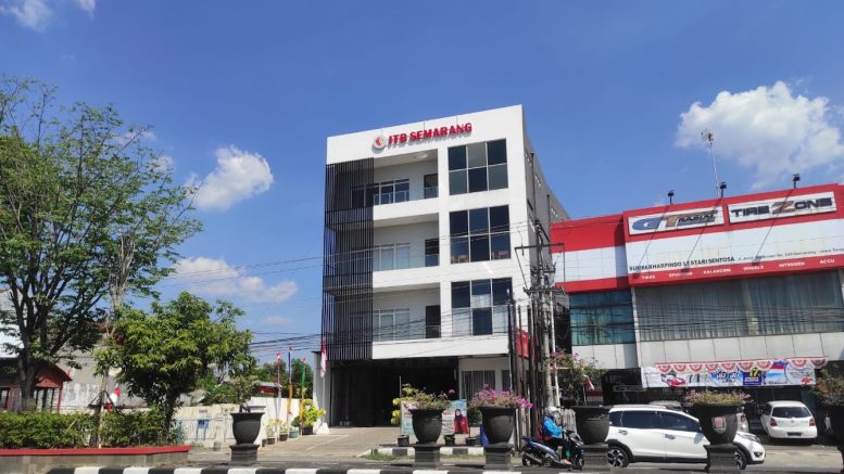 Informasi Biaya kuliah S1 Pendidikan Manajemen di ITB Semarang